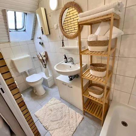 Gemuetlich & Zentral Naehe Centro Daire Oberhausen (North Rhine-Westphalia)